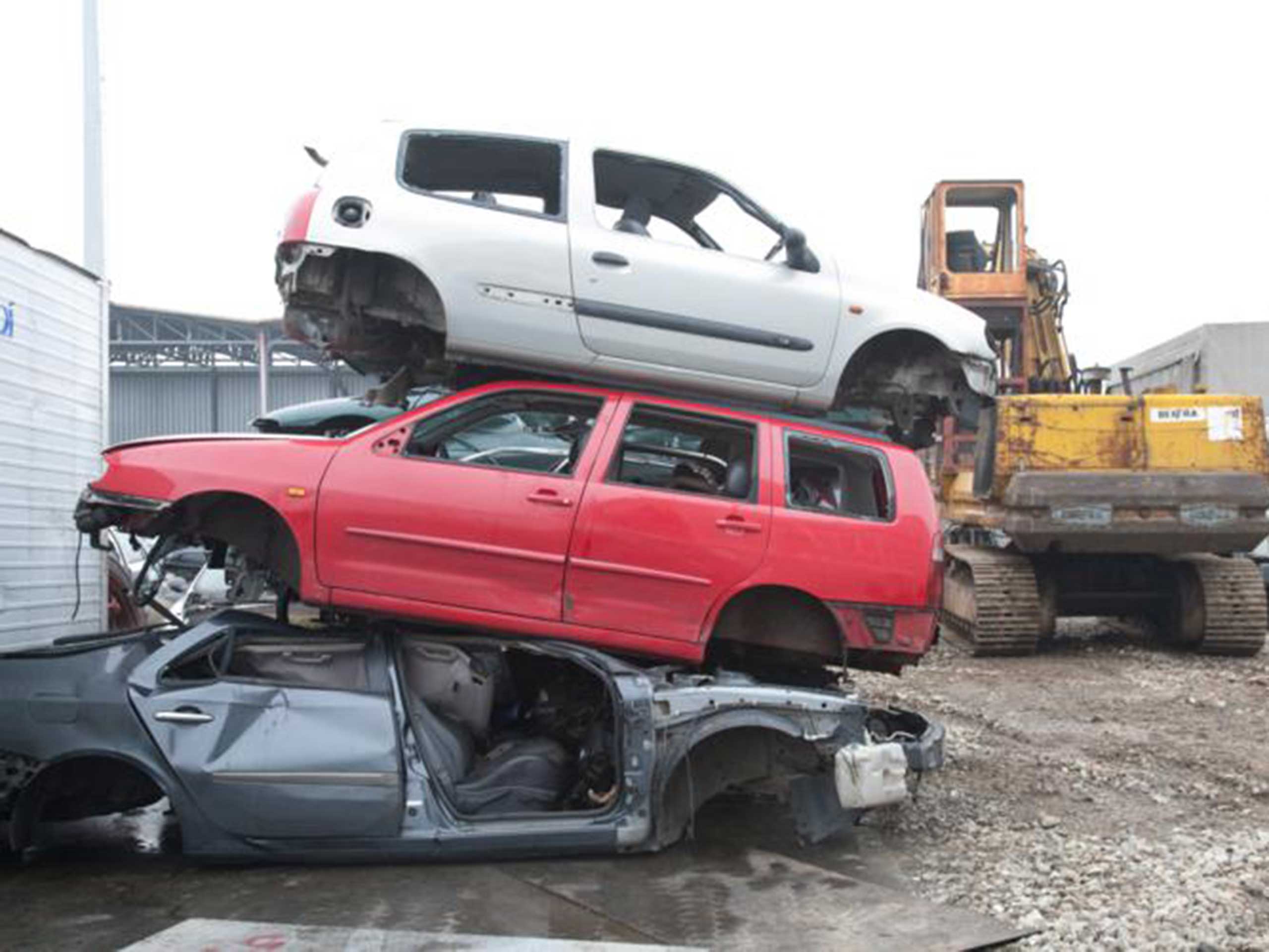 Ritiro-auto-per-rottamazione-milano